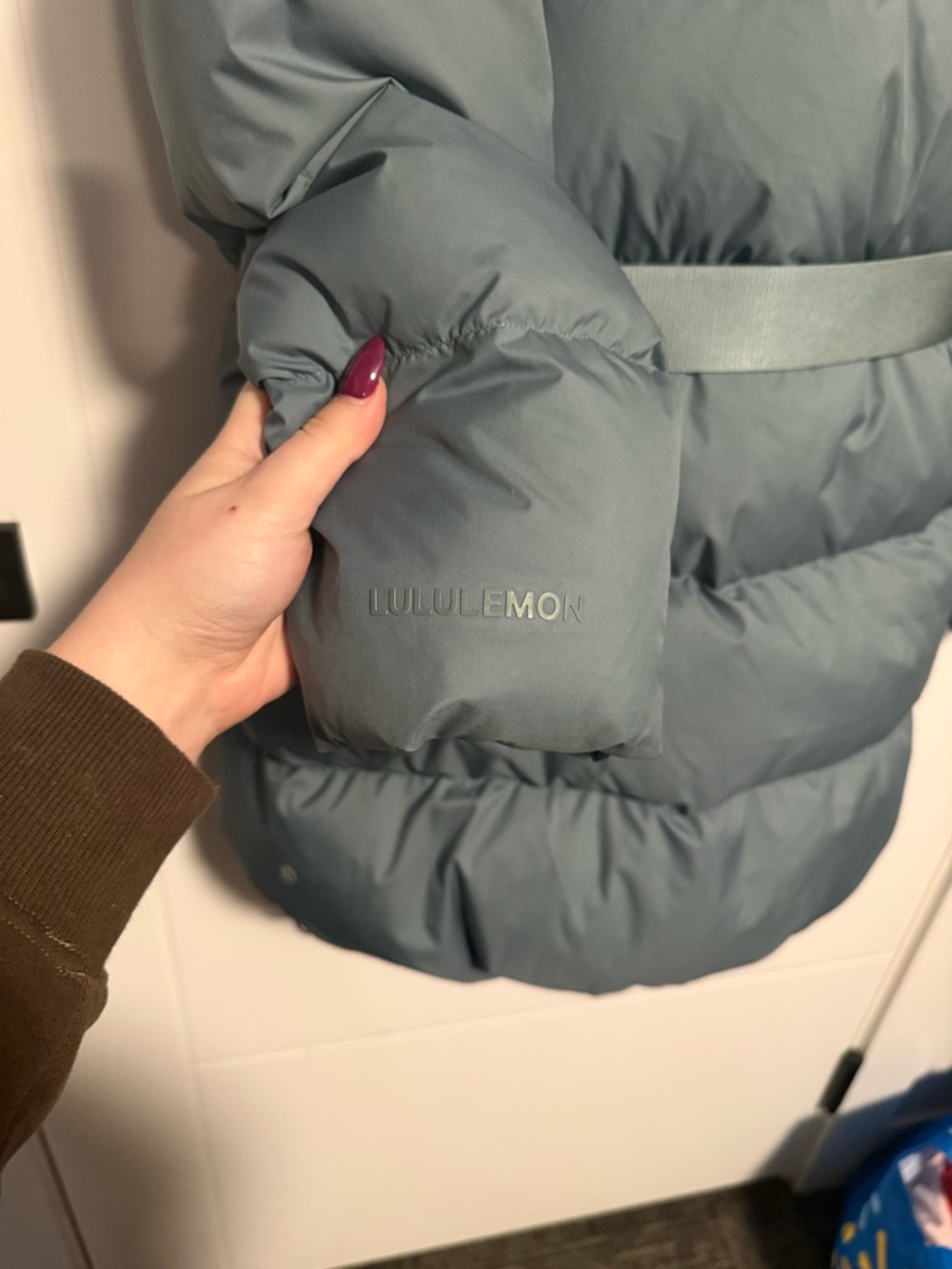 Lululemon Wunder Puff Waist Jacket - Picture 9 of 10